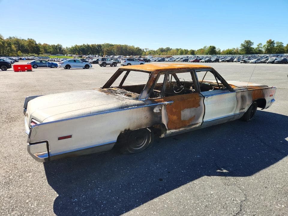 1966 CHRYSLER NEW YORKER 3