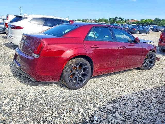 2019 CHRYSLER 300 S 3