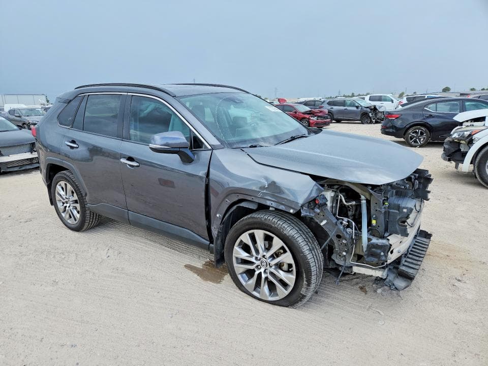 2019 TOYOTA RAV4 LIMITED 4