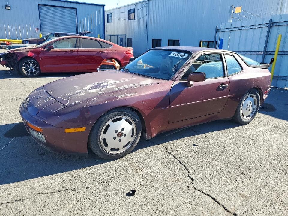 1984 PORSCHE 944