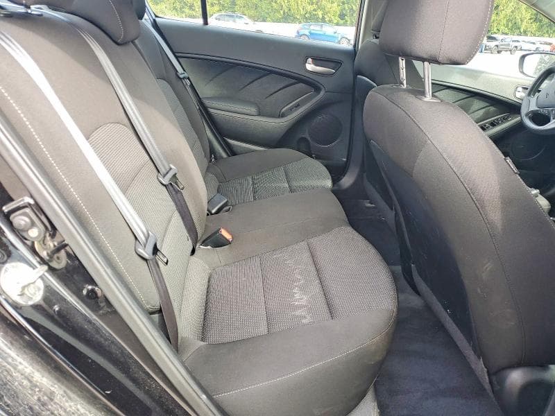 2018 KIA FORTE LX 10