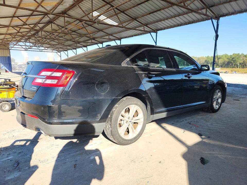 2017 FORD TAURUS SEL 3