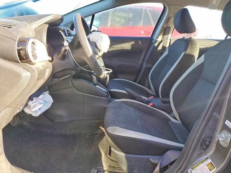 2021 NISSAN VERSA SV 7