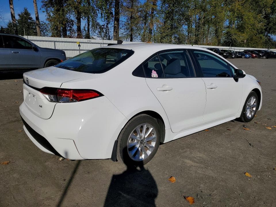 2022 TOYOTA COROLLA LE 3