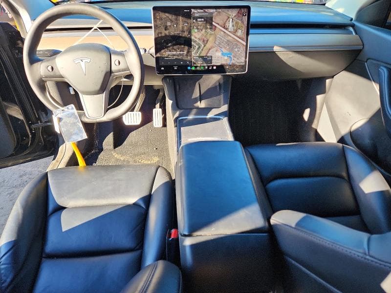 2021 TESLA MODEL Y 8