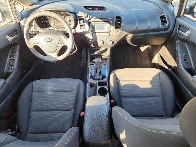 2017 KIA FORTE LX 8