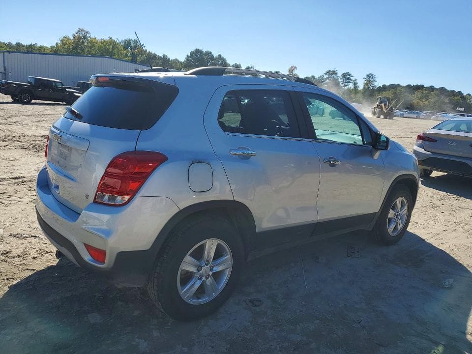 2020 CHEVROLET TRAX 1LT 3