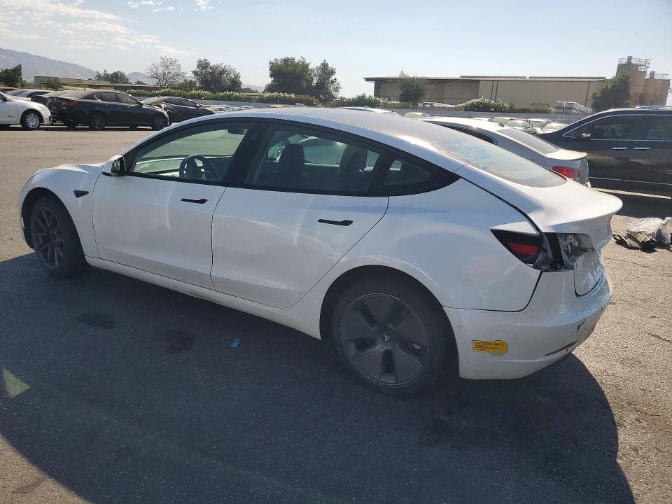 2022 TESLA MODEL 3 2