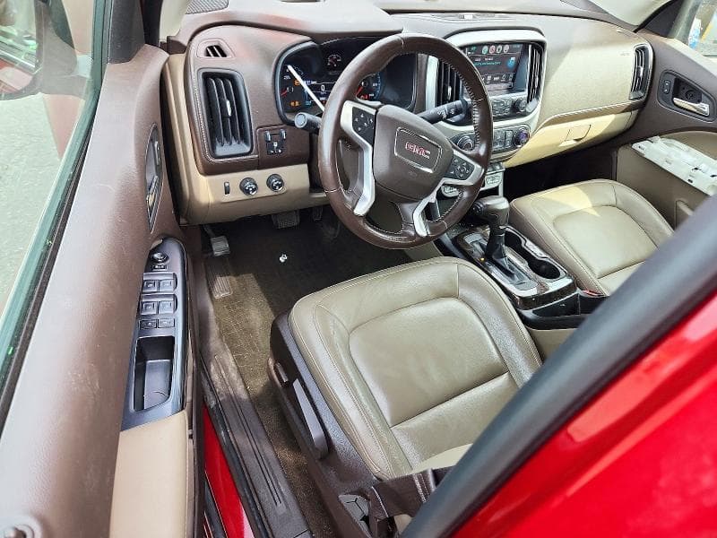 2017 GMC CANYON SLT 8