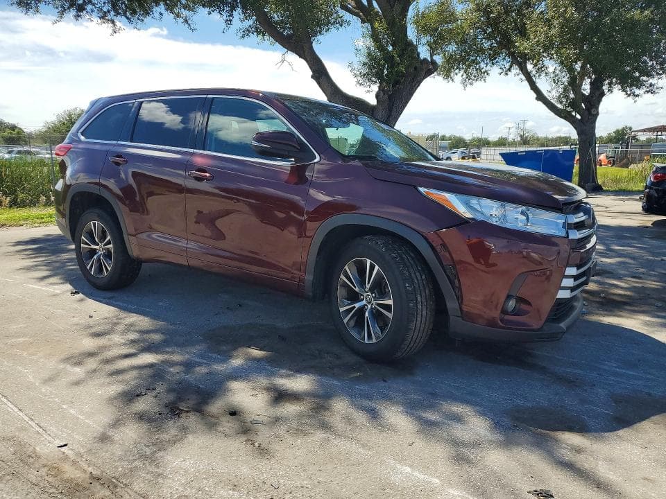 2018 TOYOTA HIGHLANDER LE PLUS 4