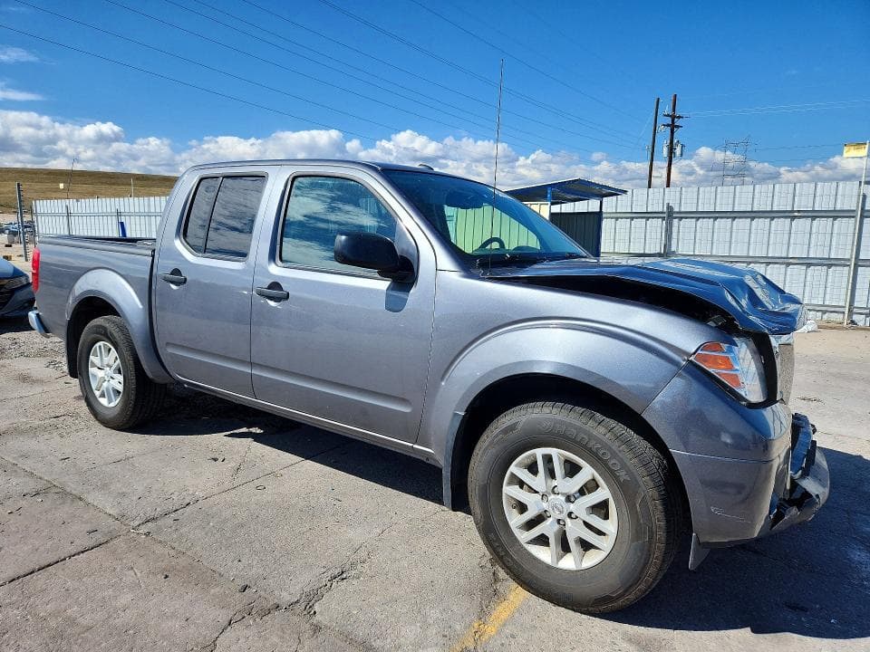 2017 NISSAN FRONTIER SV 4