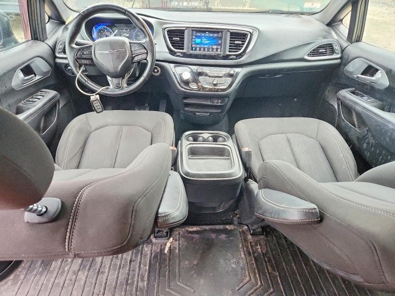 2018 CHRYSLER PACIFICA TOURING PLUS 8