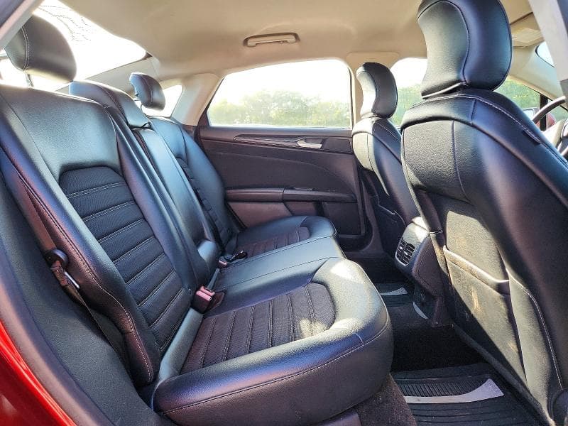 2018 FORD FUSION SE 10