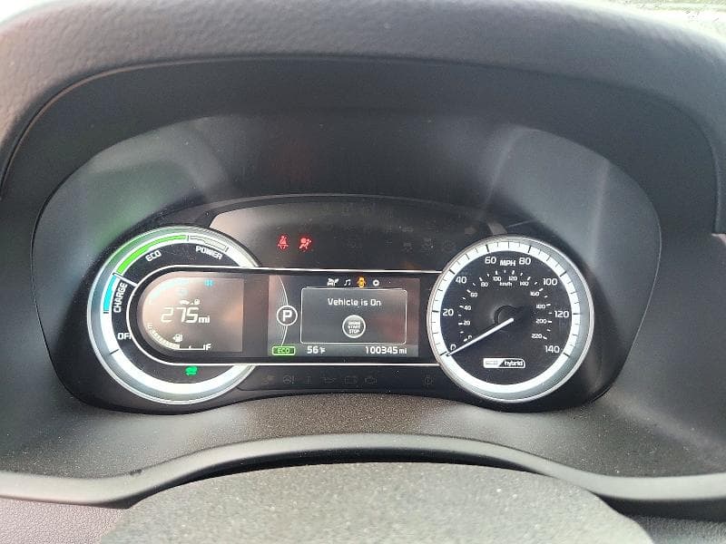 2018 KIA NIRO LX 9
