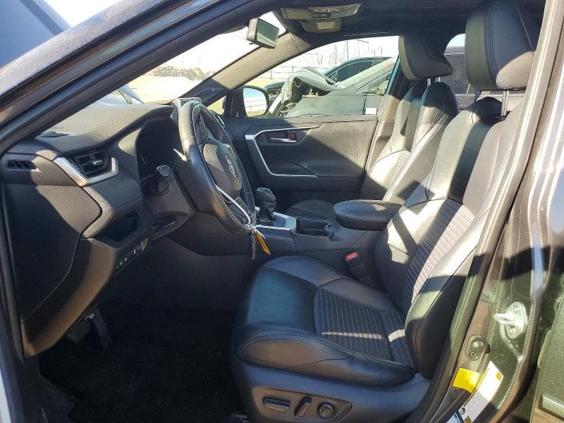 2019 TOYOTA RAV4 XSE 7