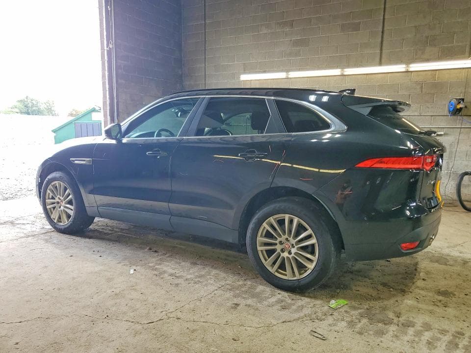 2017 JAGUAR F-PACE PRESTIGE 2