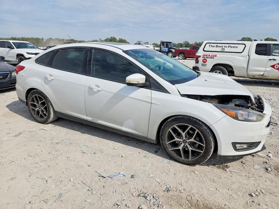 2018 FORD FOCUS SEL 4