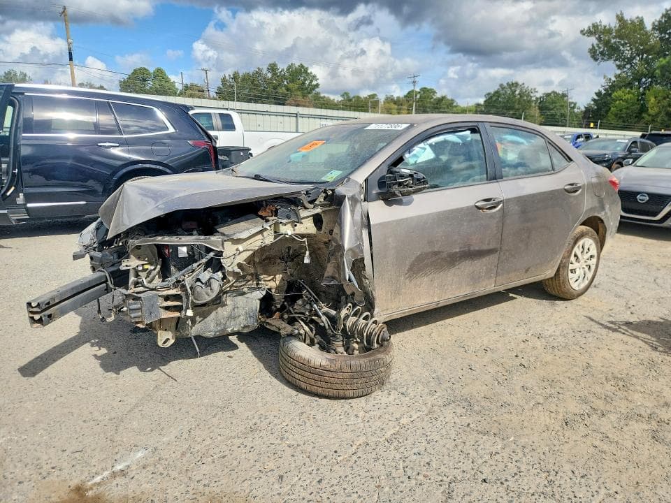 2019 TOYOTA COROLLA L - 1