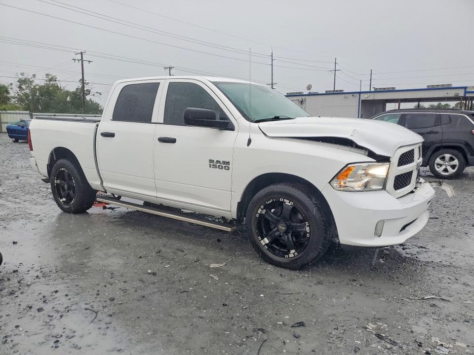2018 RAM 1500 ST 4