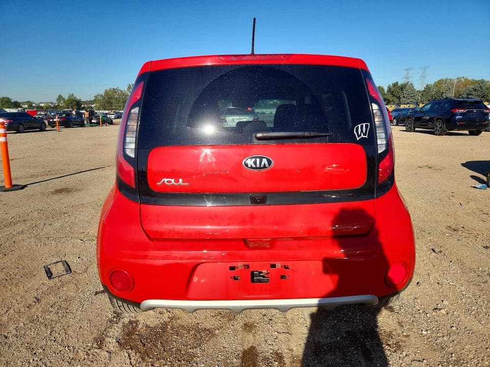 2019 KIA SOUL + 6