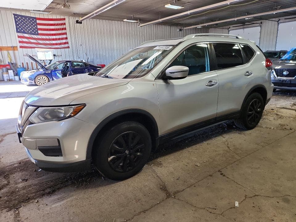 2017 NISSAN ROGUE SV