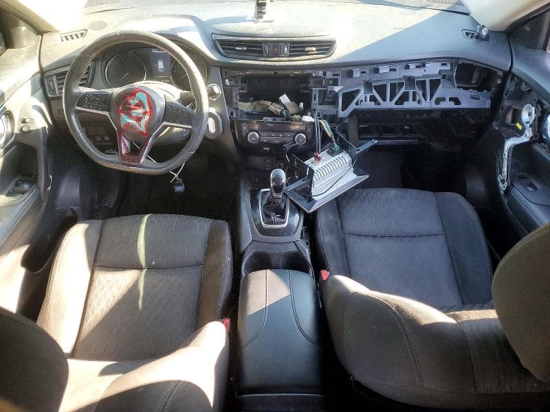 2017 NISSAN ROGUE SV 8
