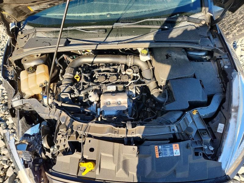 2018 FORD FOCUS SE 11