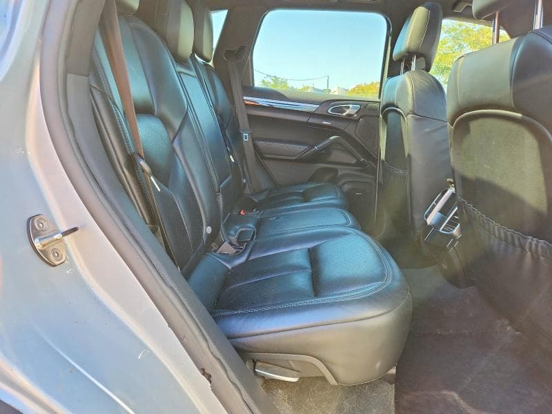 2018 PORSCHE CAYENNE 11
