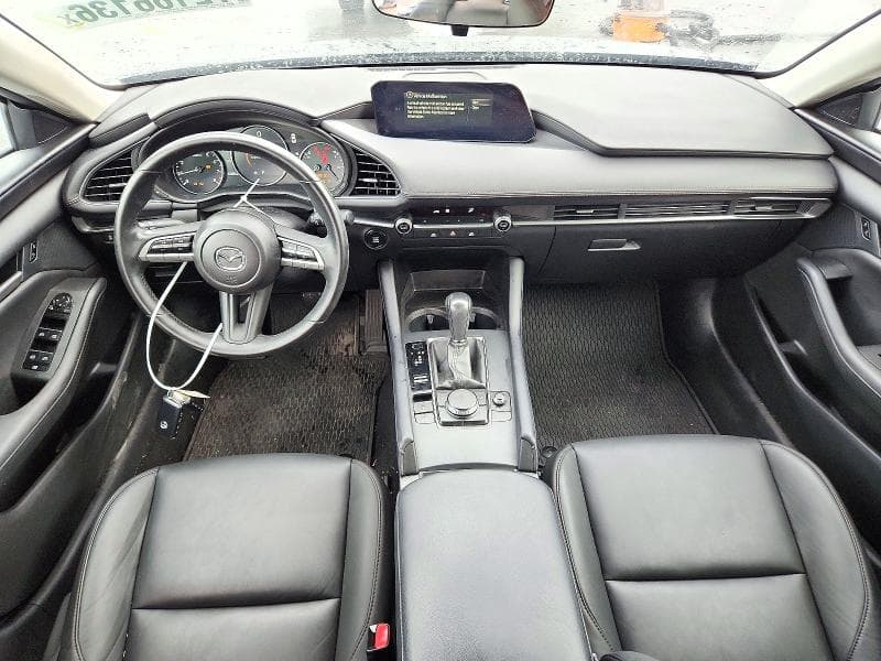 2022 MAZDA 3 SELECT 8