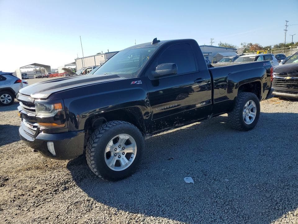 2017 CHEVROLET SILVERADO K1500 LT - 1