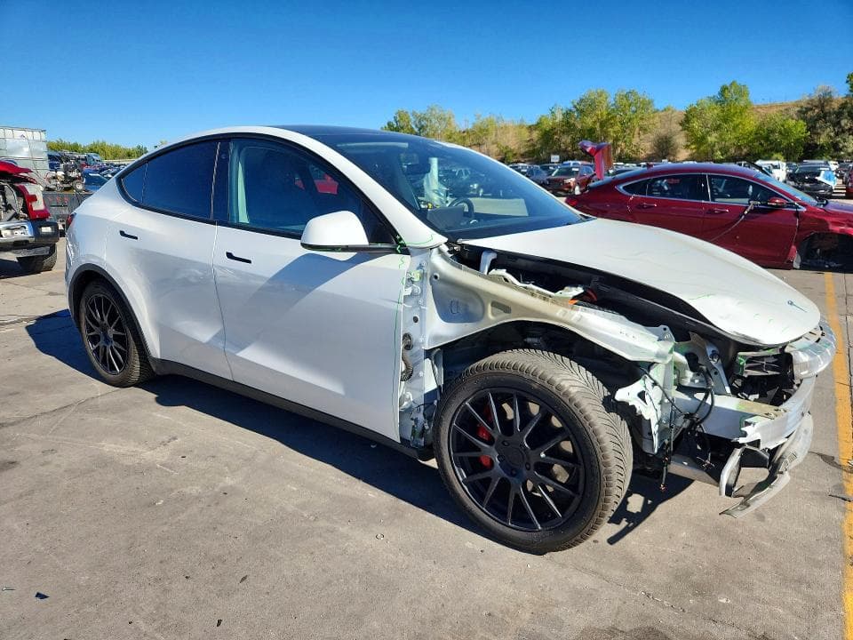 2020 TESLA MODEL Y 4