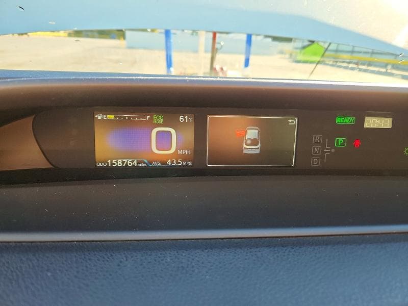 2019 TOYOTA PRIUS XLE AWD-E 9