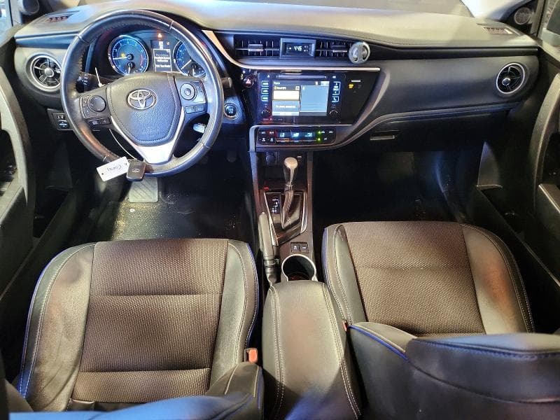 2017 TOYOTA COROLLA SE 8