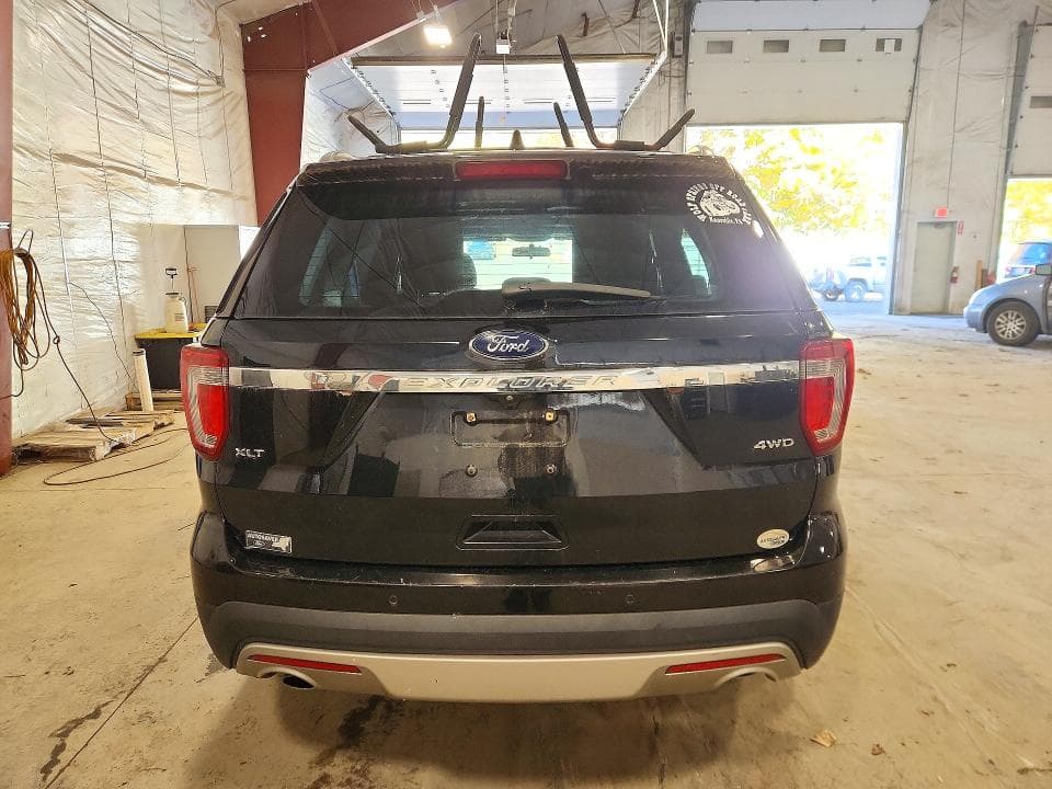 2017 FORD EXPLORER XLT 6