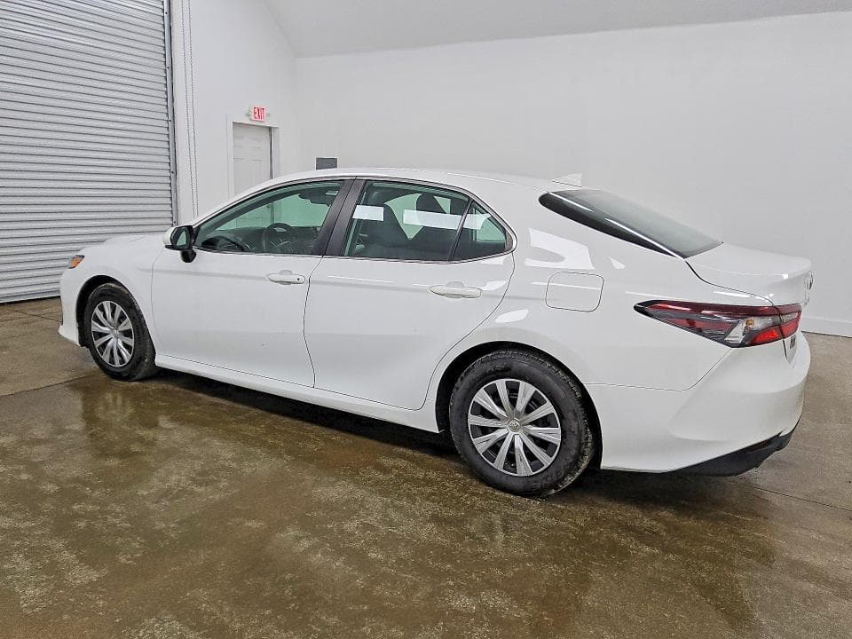 2023 TOYOTA CAMRY LE 2