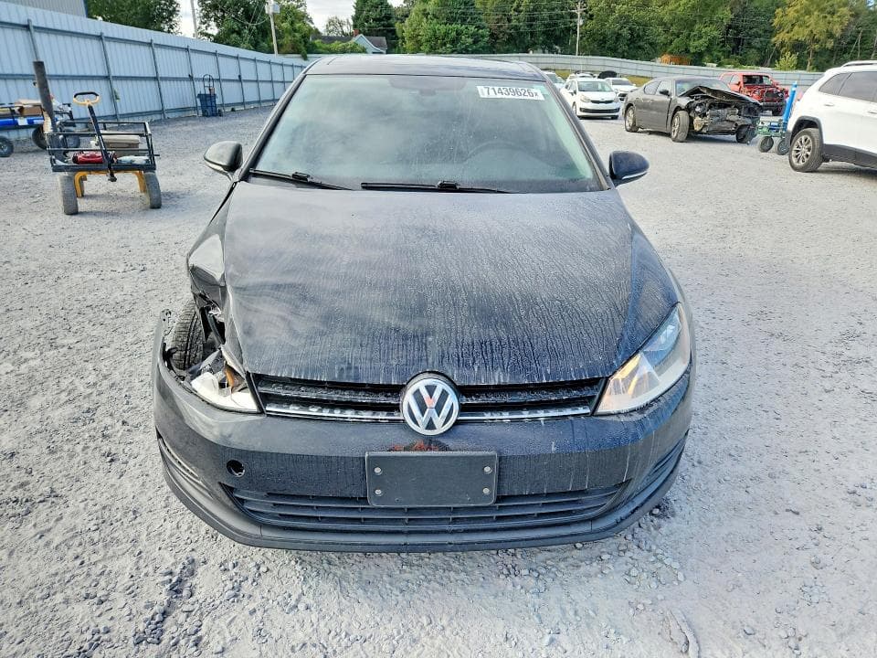 2017 VOLKSWAGEN GOLF S 5
