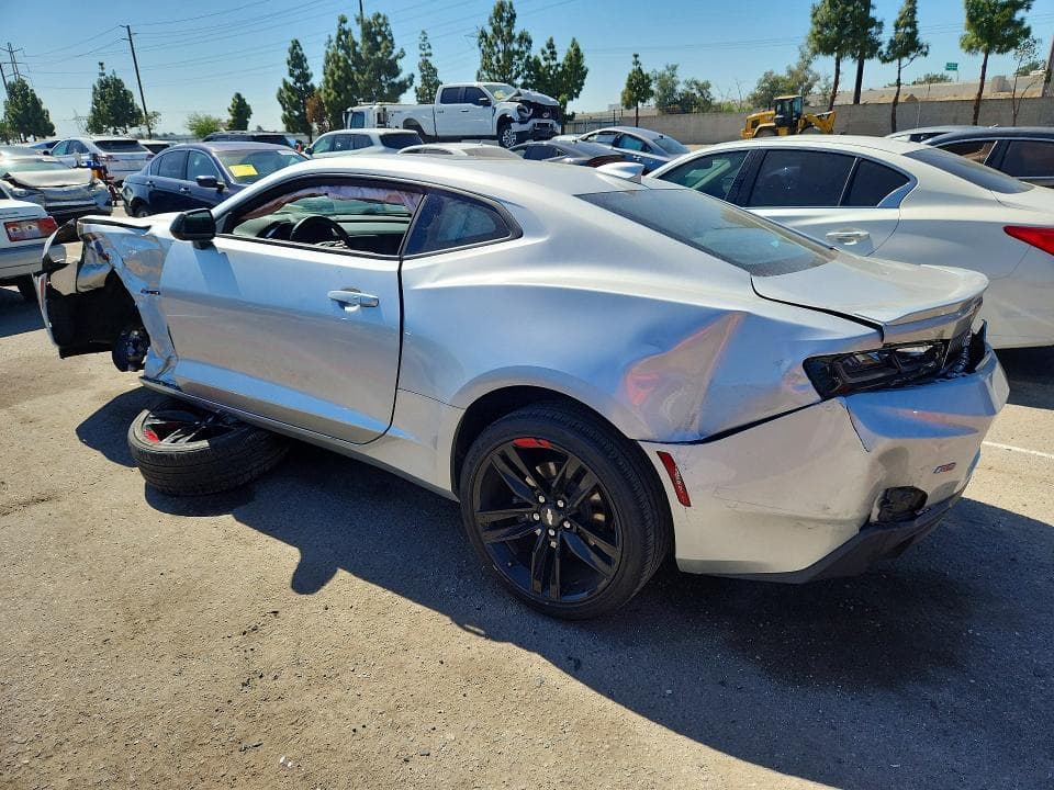 2018 CHEVROLET CAMARO LT 2
