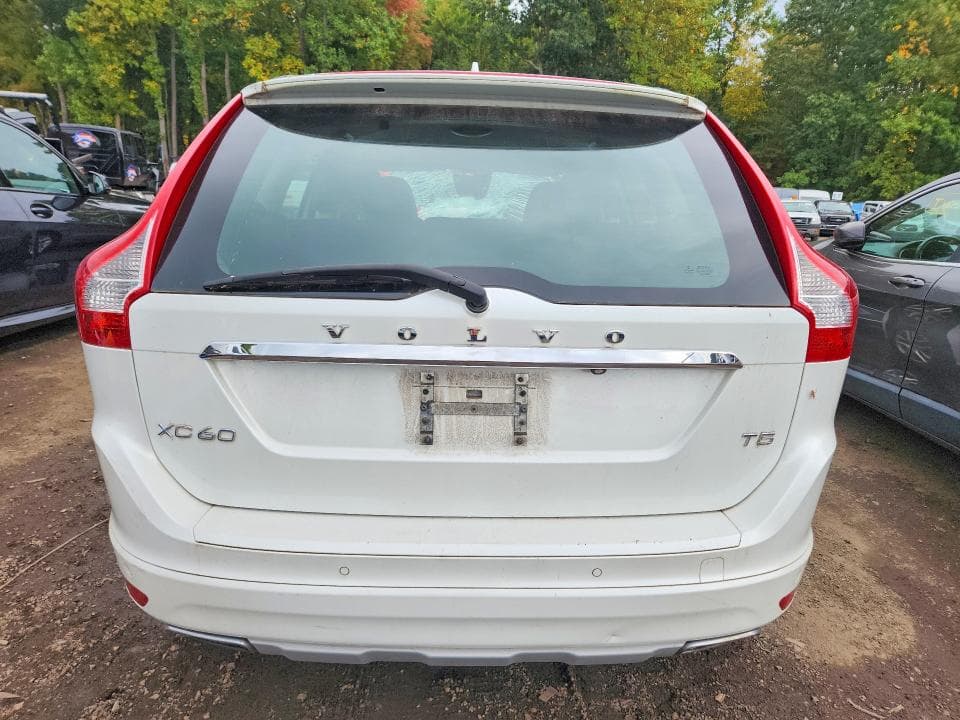 2017 VOLVO XC60 T5 6