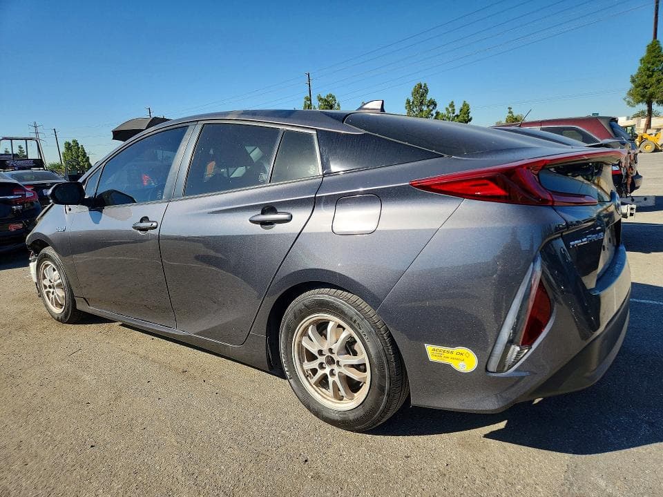 2021 TOYOTA PRIUS PRIME LE 2
