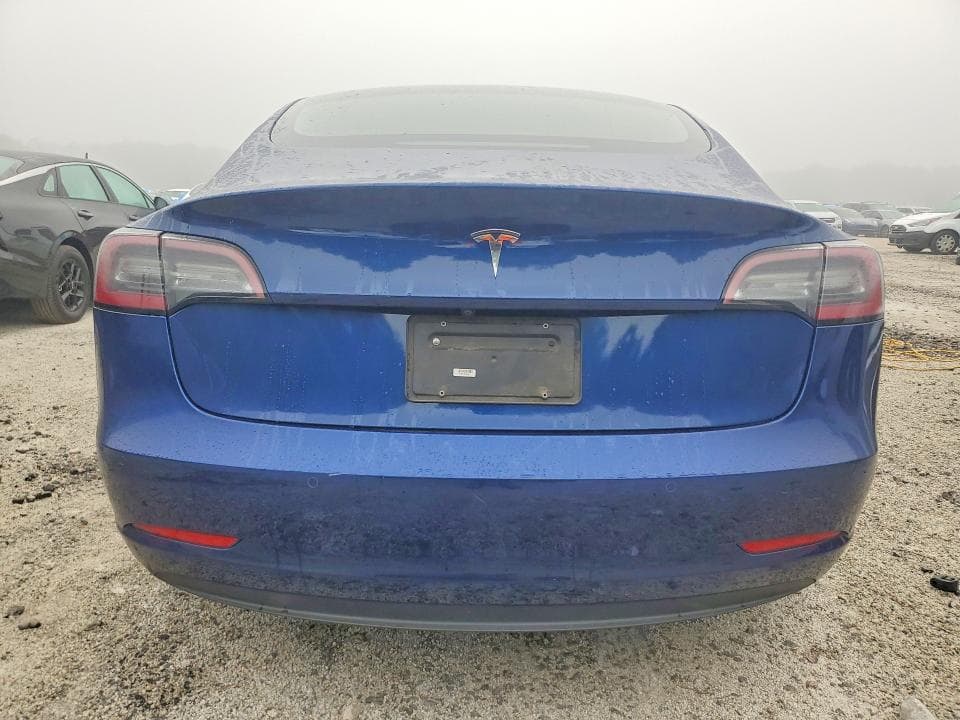 2022 TESLA MODEL 3 6