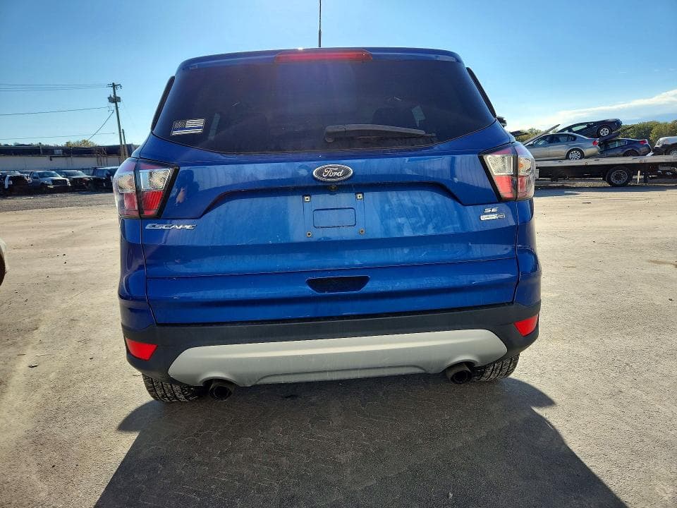 2017 FORD ESCAPE SE 6