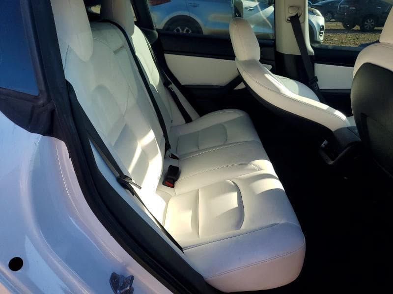 2020 TESLA MODEL 3 10