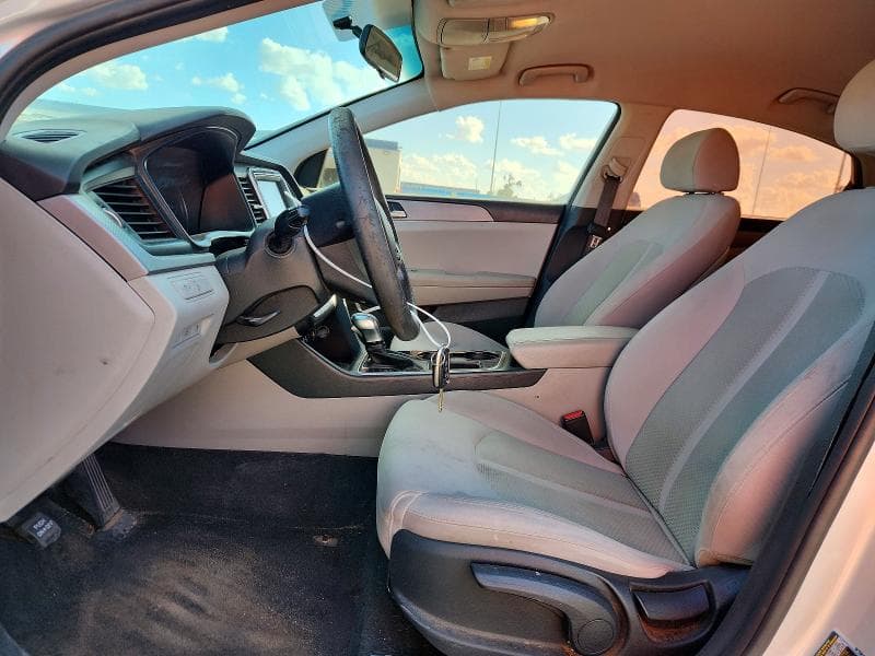 2019 HYUNDAI SONATA SE 7