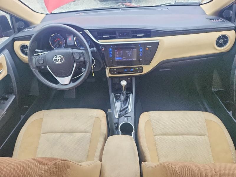 2017 TOYOTA COROLLA LE 8
