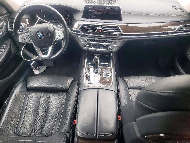 2020 BMW 740 I 8