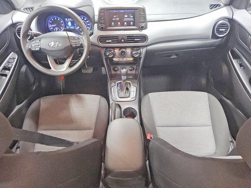 2021 HYUNDAI KONA SE 8