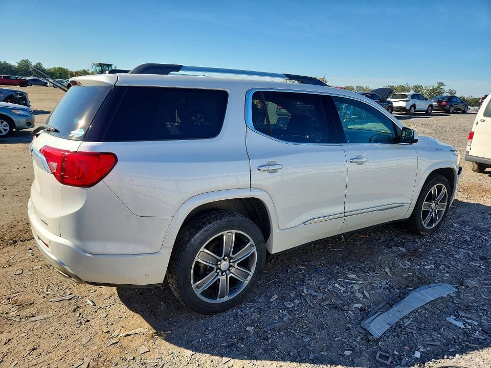2017 GMC ACADIA DENALI 3
