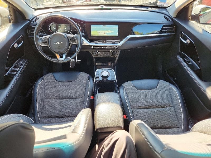 2022 KIA NIRO EV EX 8