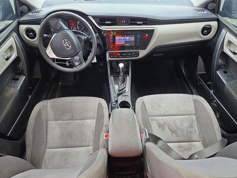 2019 TOYOTA COROLLA LE 8
