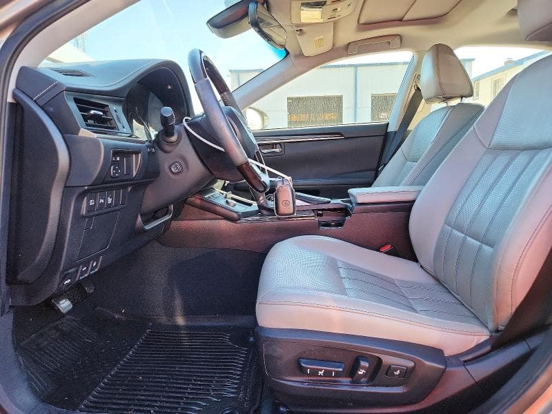 2017 LEXUS ES 350 7